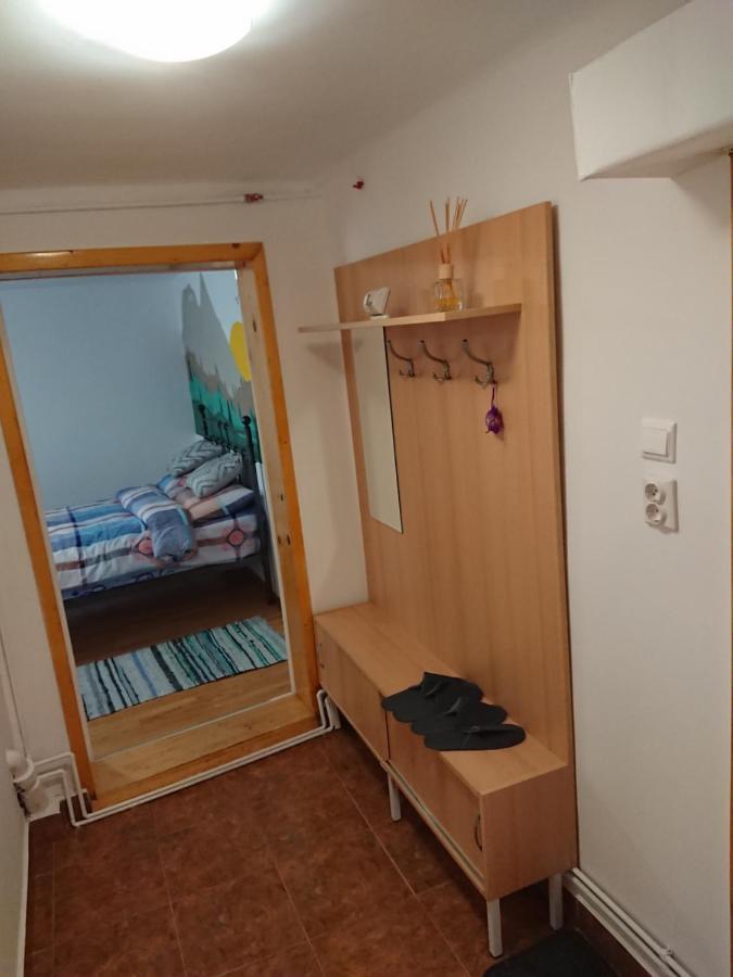 Appartement Katy'S Studio à Braşov Extérieur photo